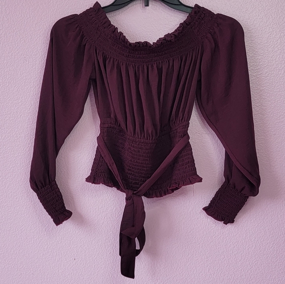 Express  0ff Shoulder  Long Sleeve top/ XS - Picture 2 of 9